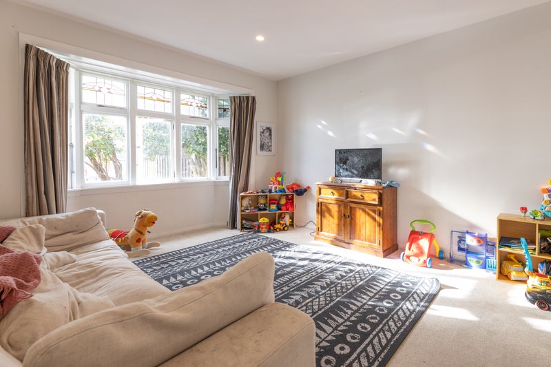 40 Winton Street, St Albans, Christchurch - Carousel 2