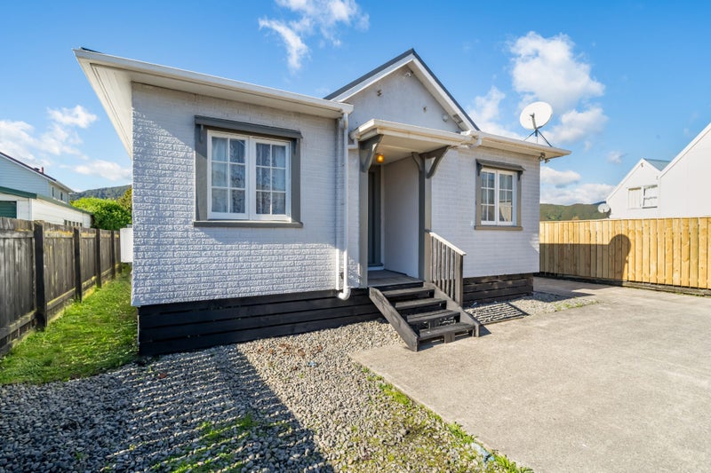 124A Randwick Rd, Moera, Lower Hutt - Carousel 1