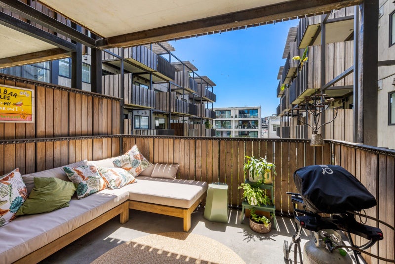 205/30 Enfield Street, Mount Eden, Auckland - Carousel 1