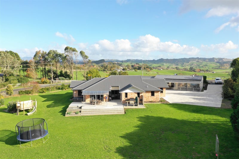 104 Bell Road, Whatawhata - Carousel 2