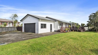 30 Leven Lane, Totara Heights, Auckland - Carousel 1