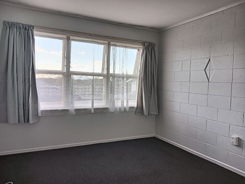 98B Forest Lake Road, Forest Lake, Hamilton - Carousel 13