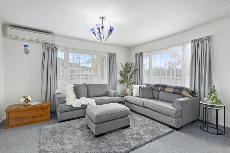2/51A PINE AVENUE, Ebdentown, Upper Hutt - Carousel 2