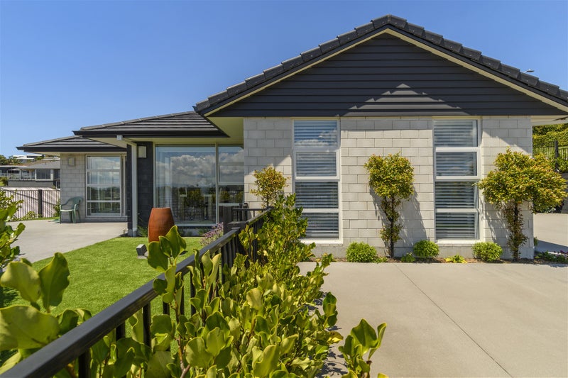3 Siemonek Rise, Bethlehem, Tauranga - Carousel 2