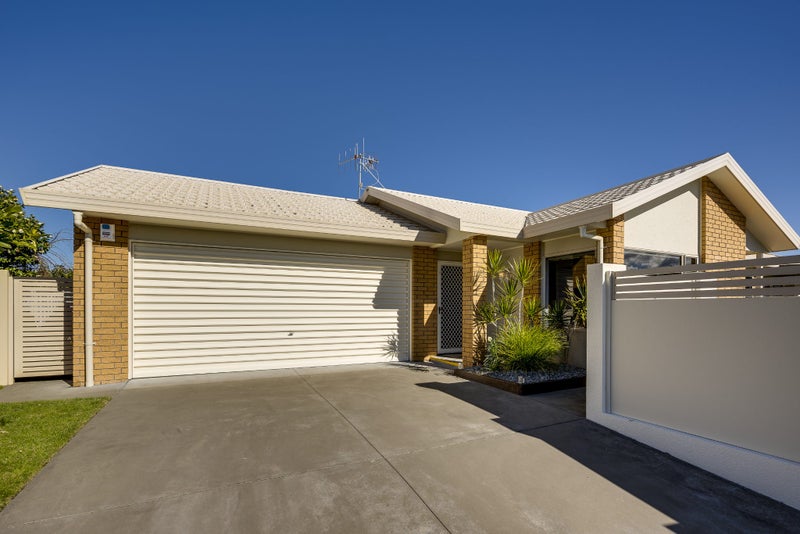22 Balmoral Street, Taradale, Napier - Carousel 18