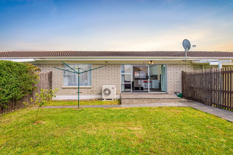 2/146 Puhinui Road, Papatoetoe, Auckland - Carousel 1
