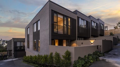 8/32 Dudley Road, Mission Bay, Auckland - Carousel 1