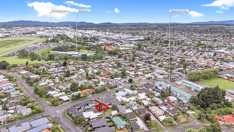 6/81 Storey Avenue, Forest Lake, Hamilton - Carousel 14