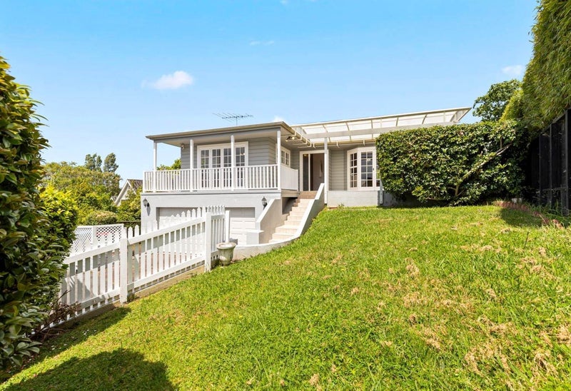 11 Chatfield Place, Remuera, Auckland - Carousel 2