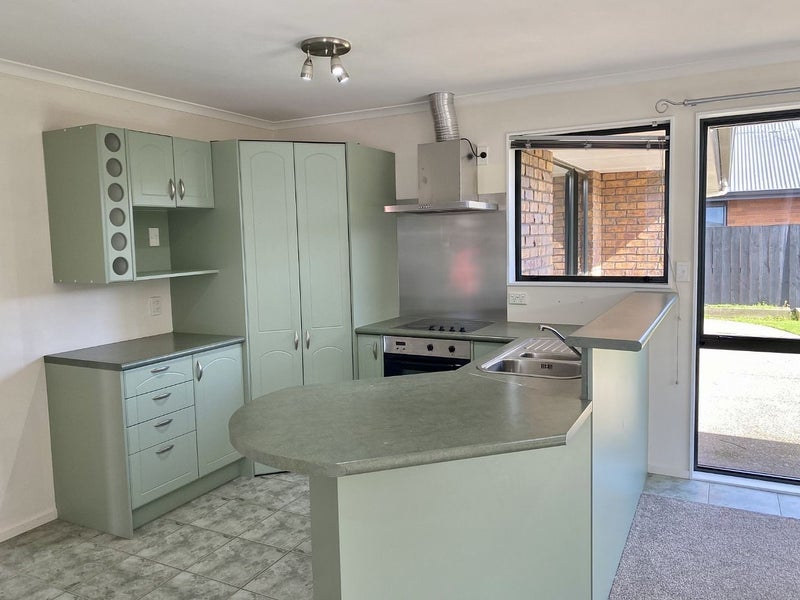 431 Hukanui Road, Rototuna, Hamilton - Carousel 6