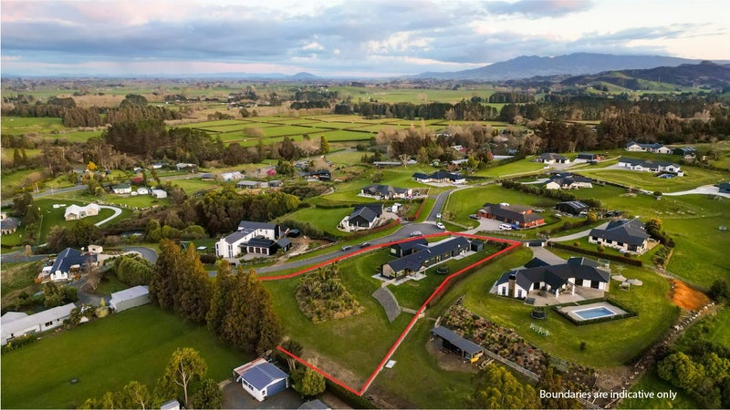 32 Glenwood Grove, Whatawhata, Hamilton - Carousel 34