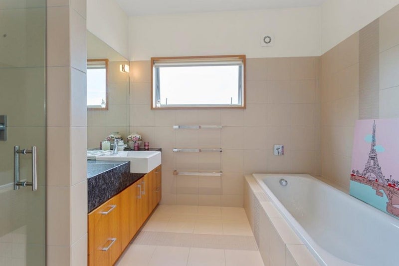72 Cox Street, Merivale, Christchurch - Carousel 9