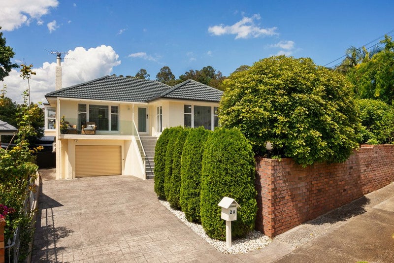 2A Summit Drive, Mount Albert, Auckland - Carousel 1