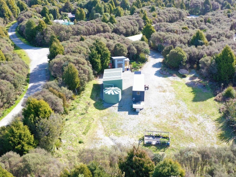 22 Sanctuary Place, Hokitika - Carousel 26