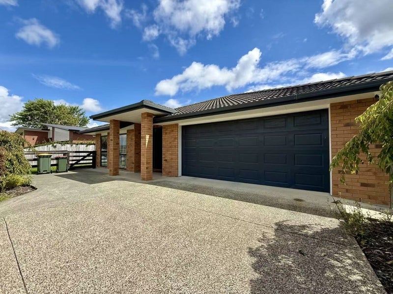 1 Maple Lane, Huapai, Kumeu - Carousel 2