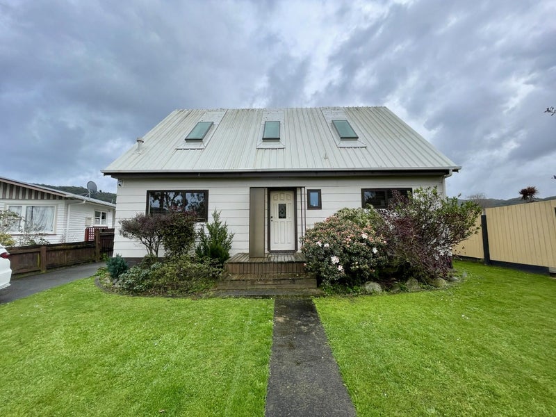 53 Parkway, Wainuiomata, Lower Hutt - Carousel 22