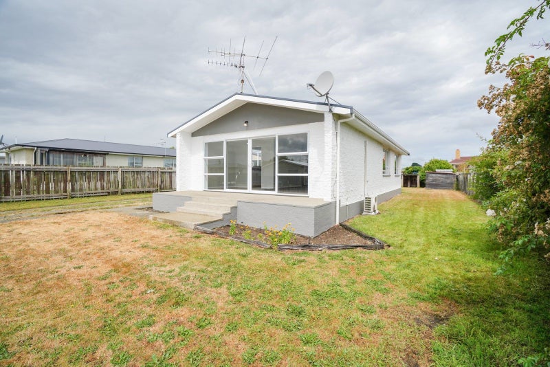 17 Boyne Street, Clifton, Invercargill - Carousel 1
