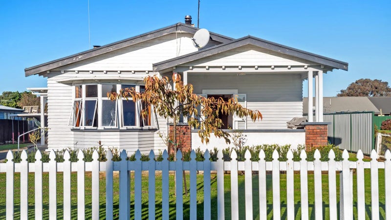 4 Hunter Street, Te Hapara, Gisborne - Carousel 24