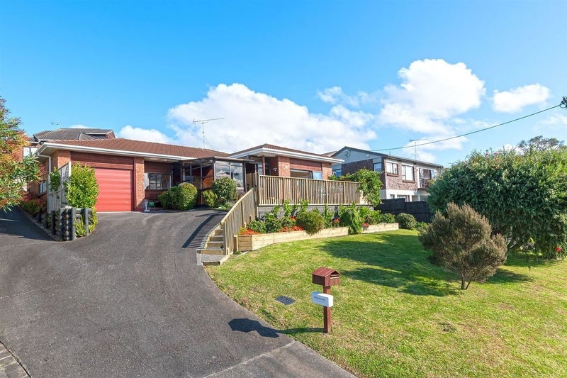 1/30 QUEBEC RD, Milford, North Shore City - Carousel 2