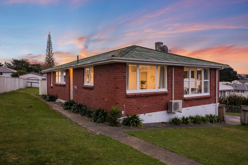 25 Natone Street, Waitangirua, Porirua - Carousel 2