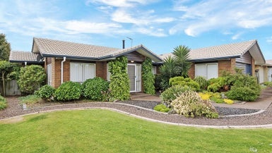 4 Saidia Place, Huntington Park, Auckland - Carousel 1