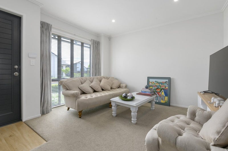 6 Easby Way, Flagstaff, Hamilton - Carousel 2