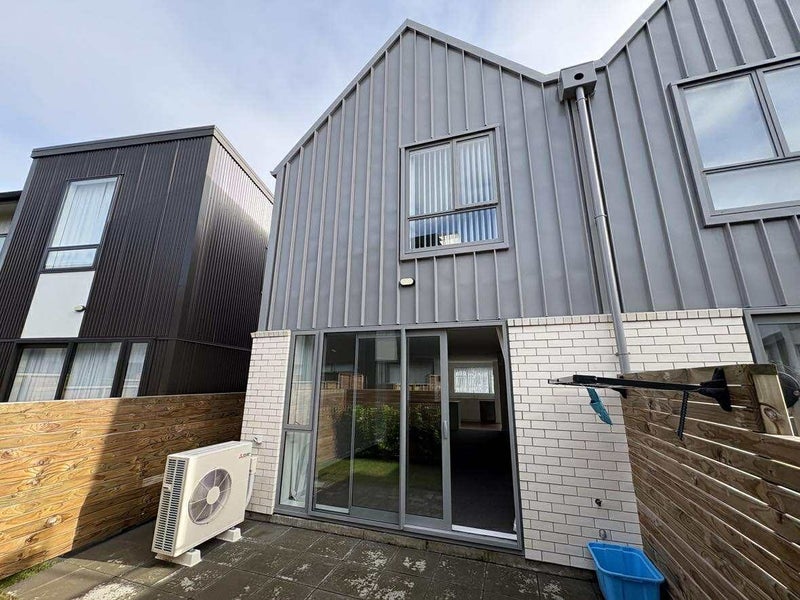 7/130 Richmond Street, Petone, Lower Hutt - Carousel 26