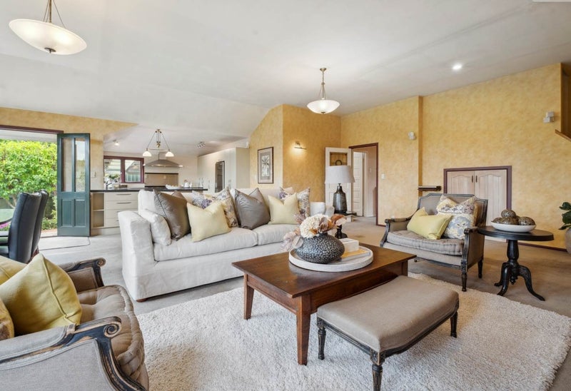 72 St Leonards Road, Mount Eden, Auckland - Carousel 2