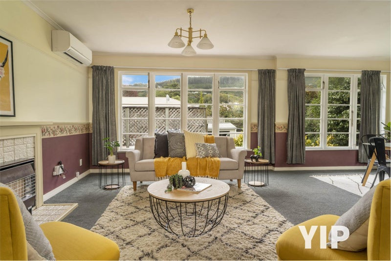 6 Lyndhurst Road, Tawa, Wellington - Carousel 2