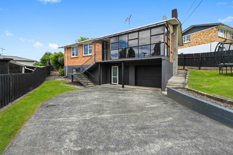 69 Ranui Street, Dinsdale, Hamilton - Carousel 1