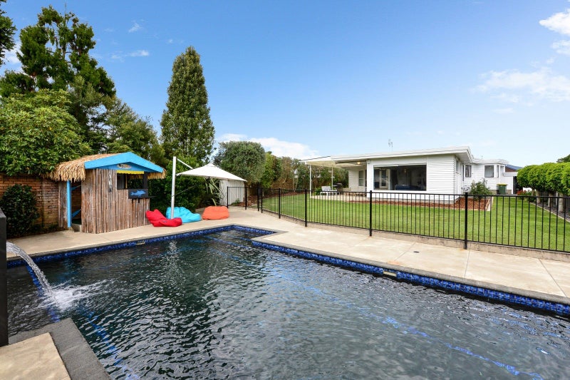 10 Martin Street, Fairfield, Hamilton - Carousel 2