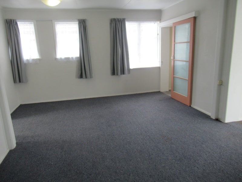 1291 High Street, Taita, Lower Hutt - Carousel 2