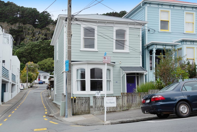 55 Austin Street, Mount Victoria, Wellington - Carousel 1