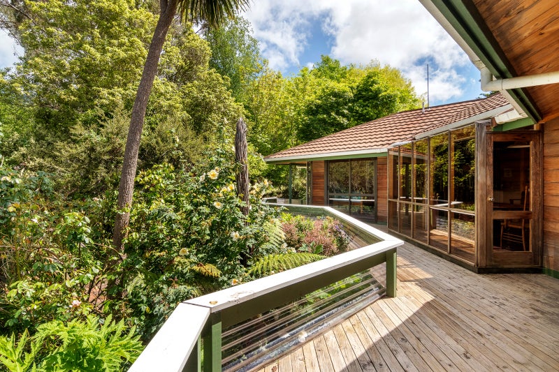 255 Pigeon Valley Road, Pigeon Valley, Wakefield - Carousel 2