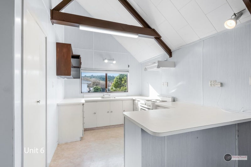 6 Taieri Crescent, Kelson, Lower Hutt - Carousel 2