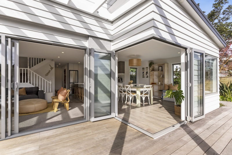 3/22 Church Street, Northcote Point, Auckland - Carousel 2