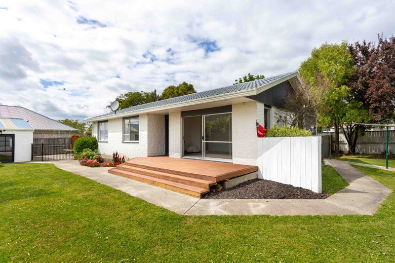39 Camden Street, Redwood, Christchurch - Carousel 1