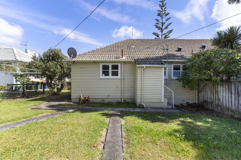 37 Egremont Street, Bayswater, Auckland - Carousel 2