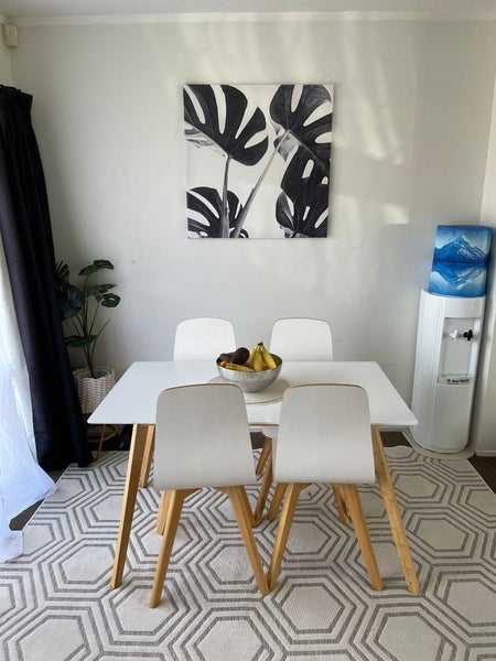 12 Aberfeldy Avenue, Highland Park, Auckland - Carousel 1