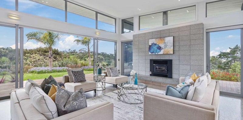 14 Stevensons Crescent, Albany - Carousel 2