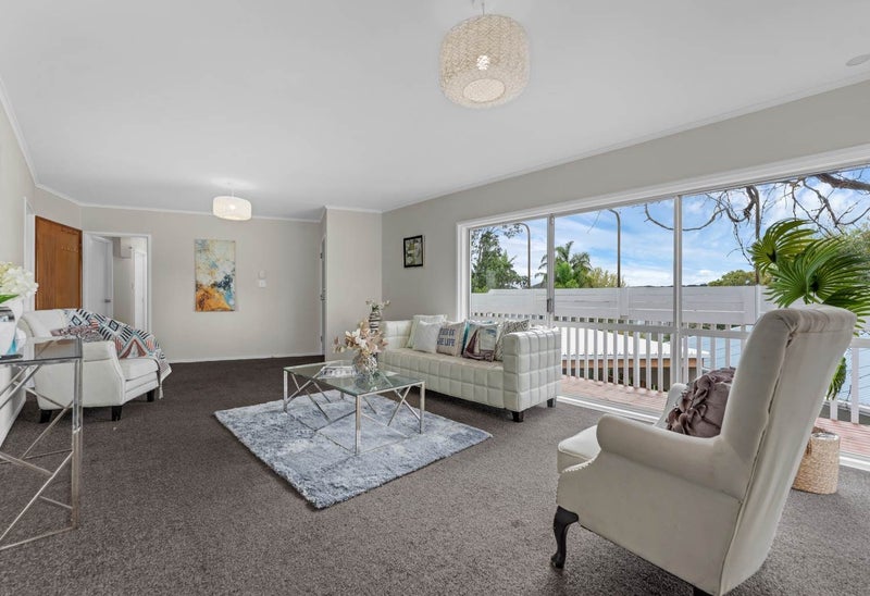 8 Hawkins Street, Meadowbank, Auckland - Carousel 1