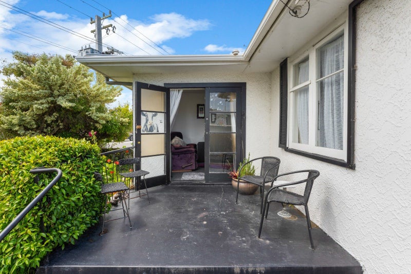 130 Duncan Street, Whanganui East, Whanganui - Carousel 2