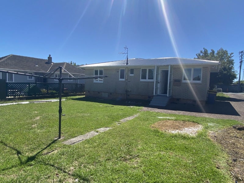 20A Nile Road, Kelston, Auckland - Carousel 15