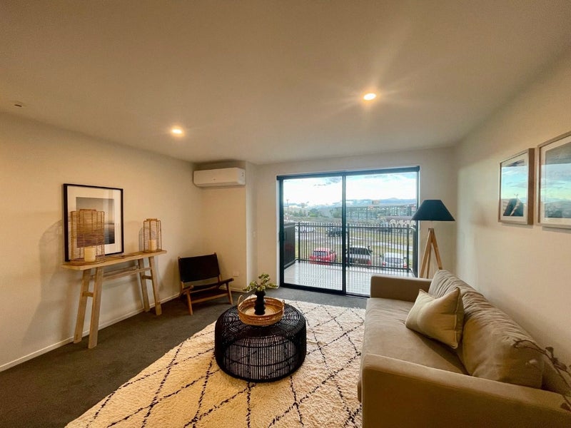 12/333 Lincoln Road, Addington, Christchurch - Carousel 1