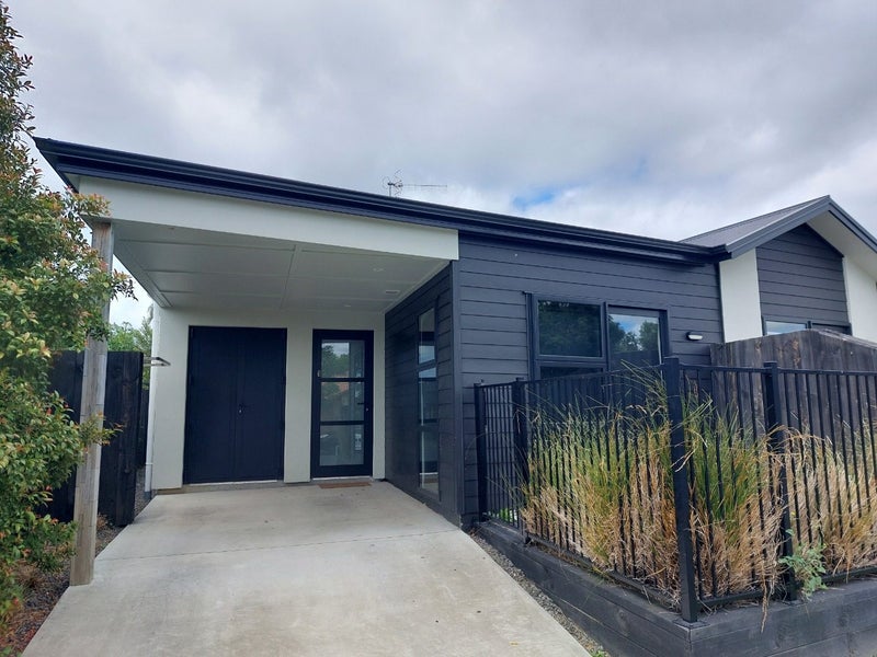 1/152 Old Farm Road, Hamilton East, Hamilton - Carousel 2