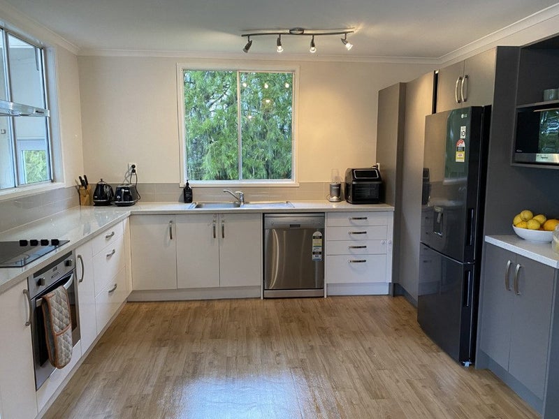 21 Scarrott Road, Bay View, Napier - Carousel 2