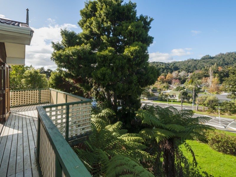 4 Wyndham Road, Pinehaven, Upper Hutt - Carousel 11
