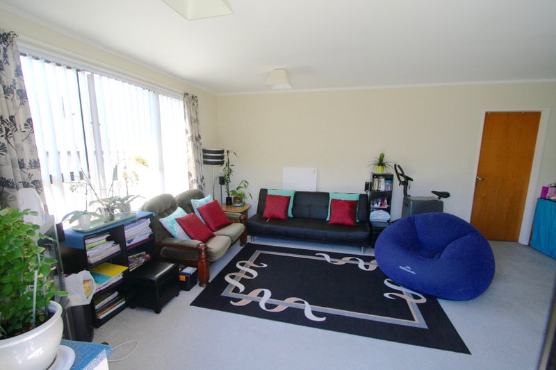 4/8 Hewer Crescent, Naenae, Lower Hutt - Carousel 6