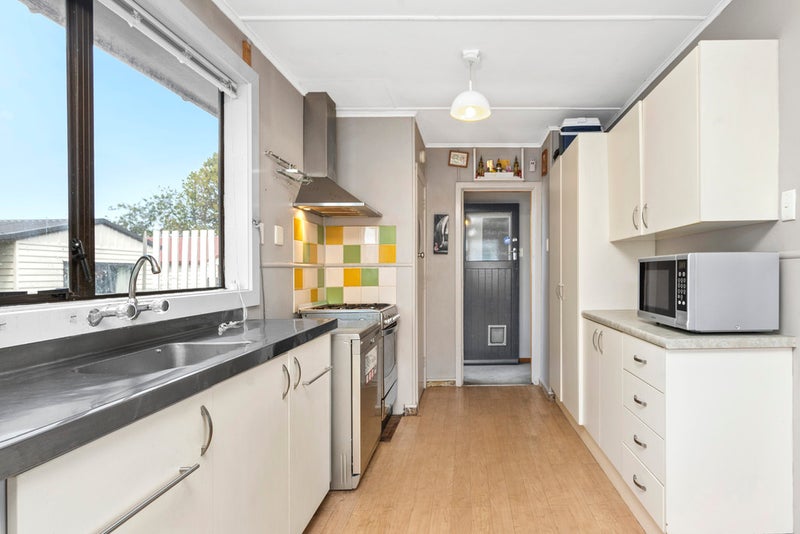4 Dix Street, Wigram, Christchurch - Carousel 14