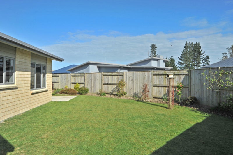 10 Pegasus Place, Kelvin Grove, Palmerston North - Carousel 13